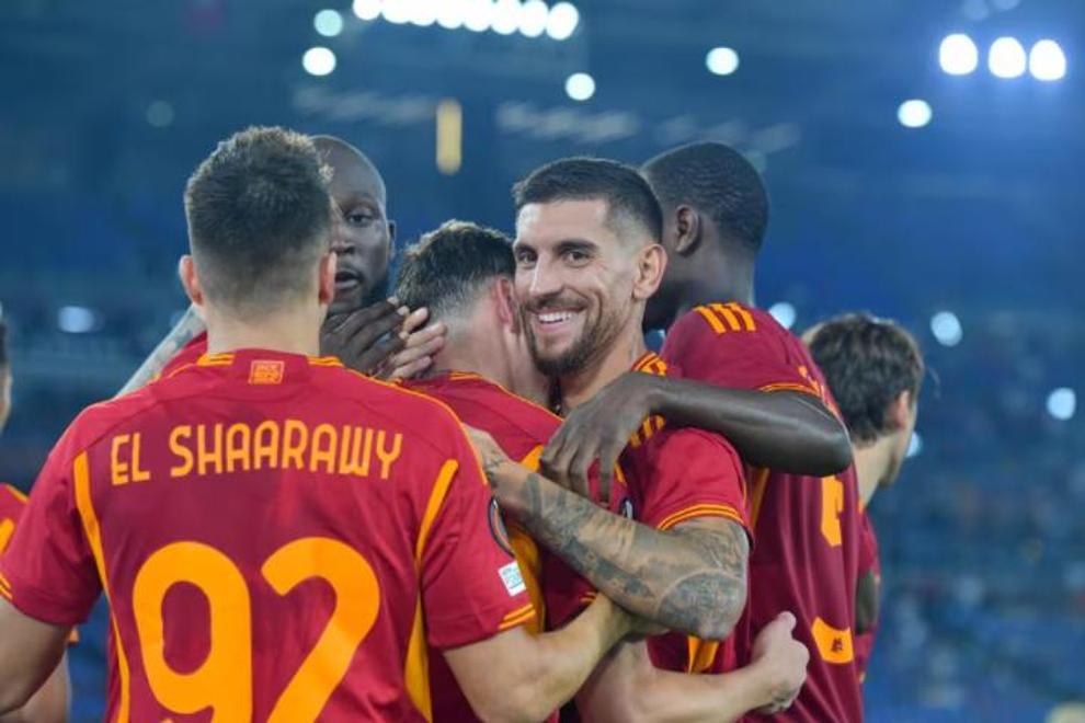 皇家马德里逆转胜佛罗伦萨，遥遥领先小组的简单介绍