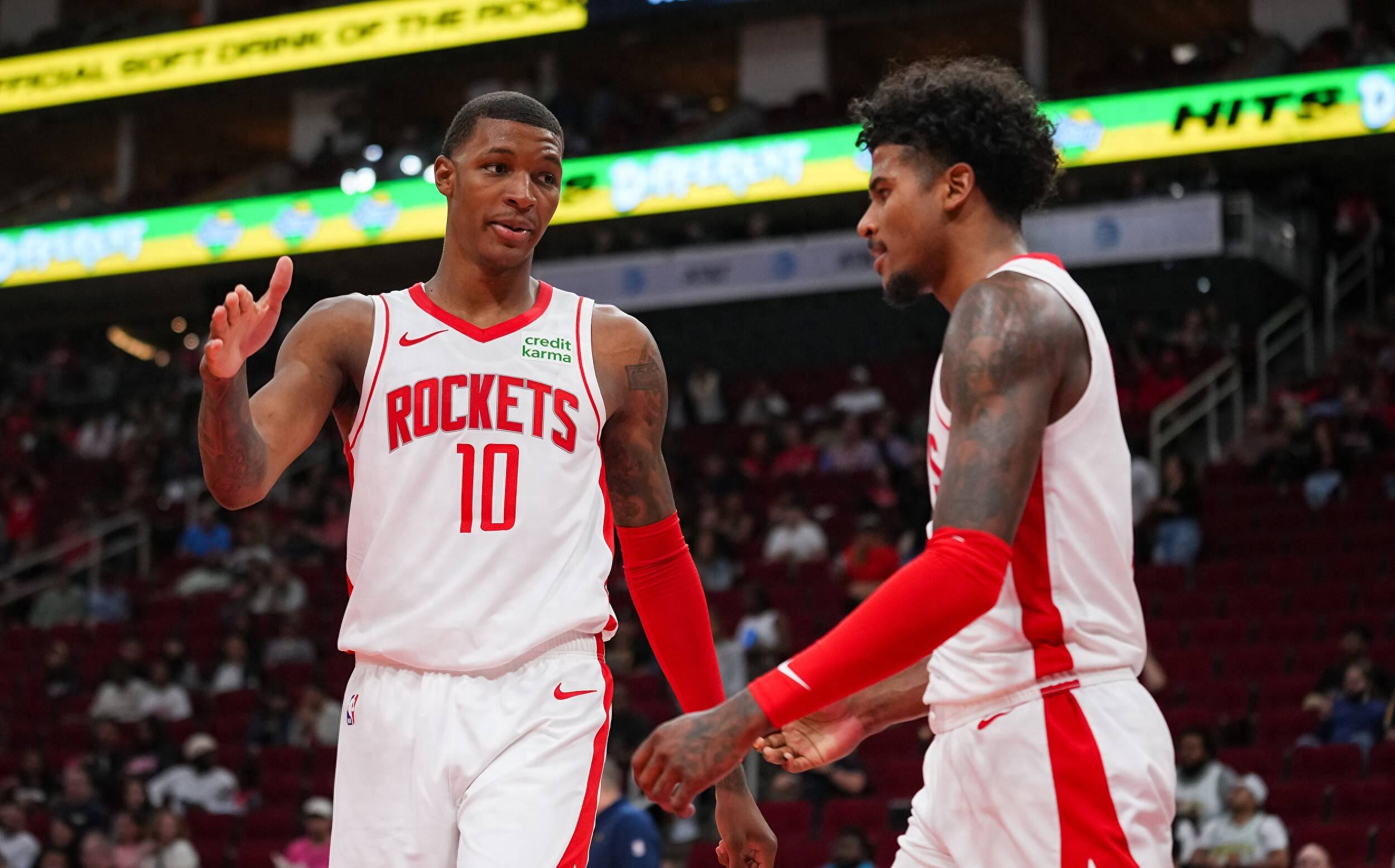 鹈鹕险胜西亚卡姆，险胜关键表现点燃全场！