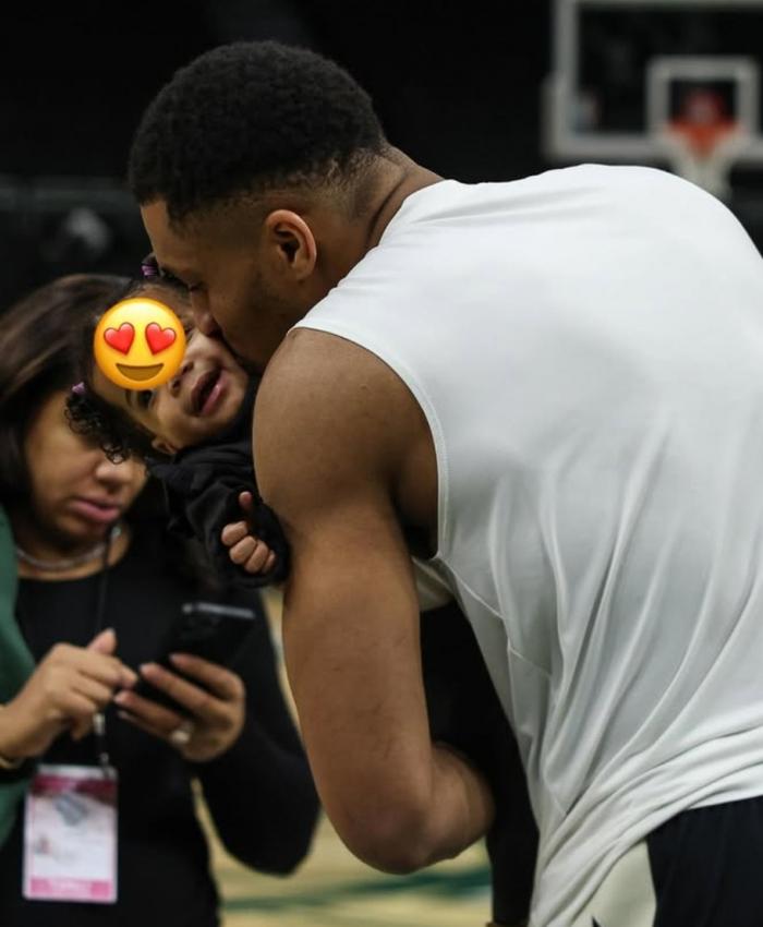 字母哥关键节点出色防守，G2带队取胜！的简单介绍